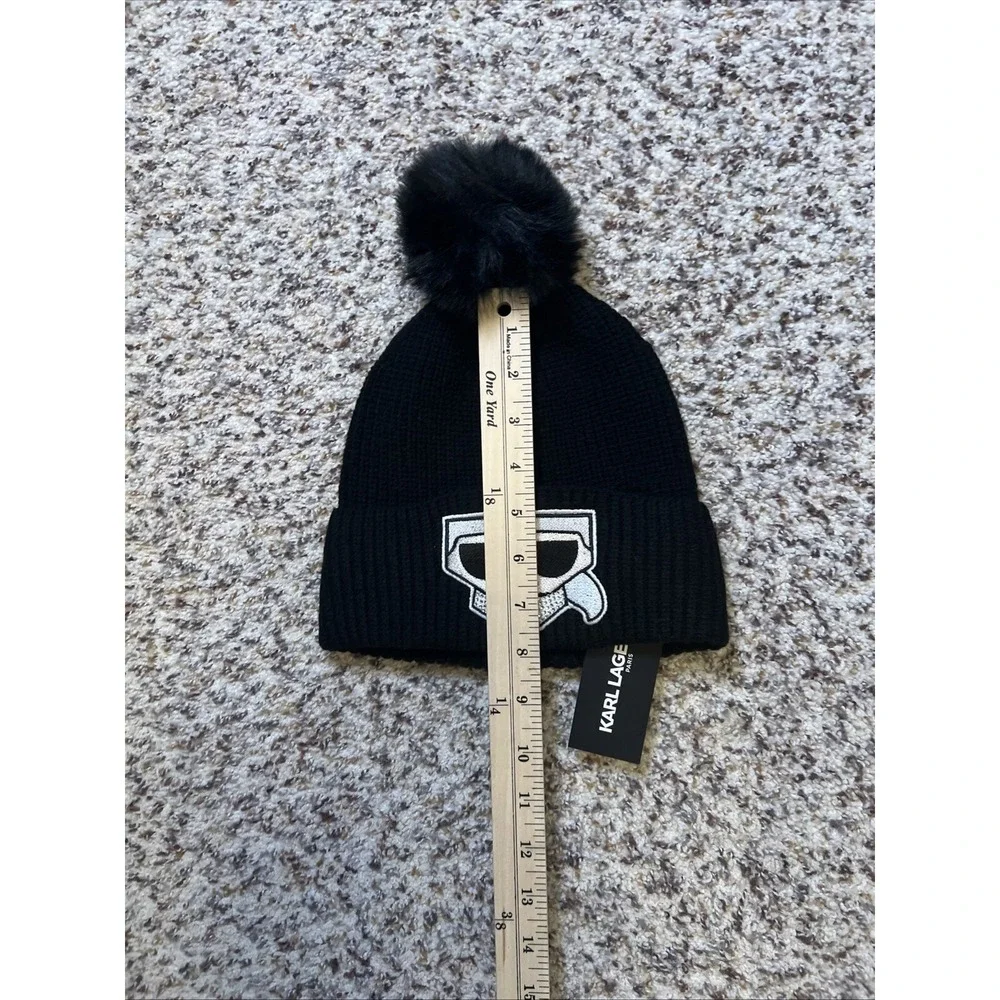 KARL LAGERFELD PARIS New Women's Faux-Fur Pom Rhinestone Karl Beanie‎ BLACK